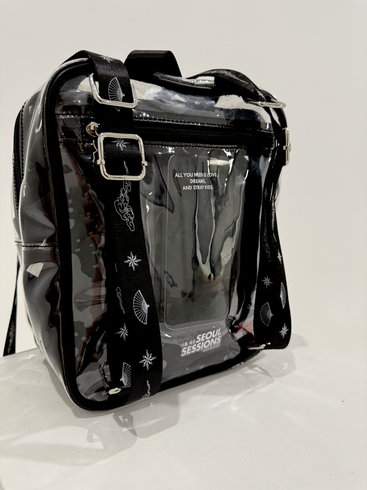 Stray Kids Divine Tour Bag – Seoul Sessions Stray Kids Divine Tour Bag – Seoul Sessions